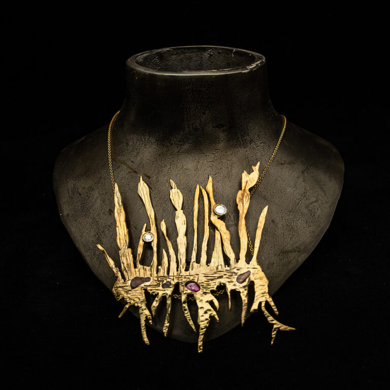 Rubin Grass Pendant Ekaterina Sisfontes